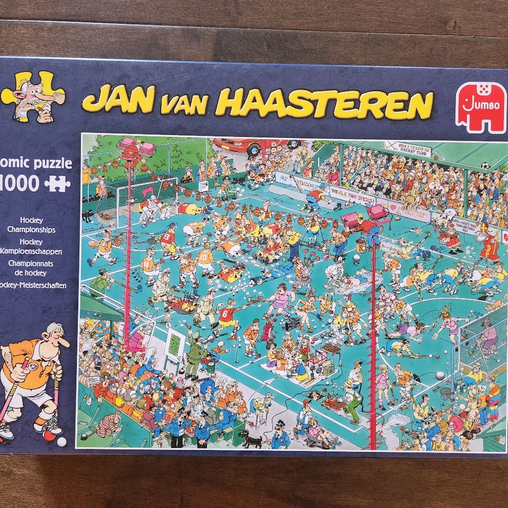 Jan van Haasteren Puzzle - Colorful Home Game